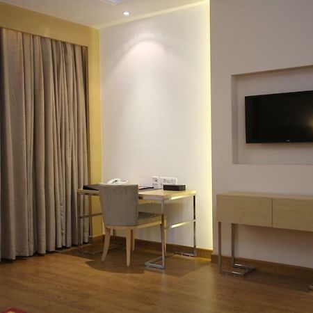 Country Inn & Suites By Radisson, 메루트 외부 사진