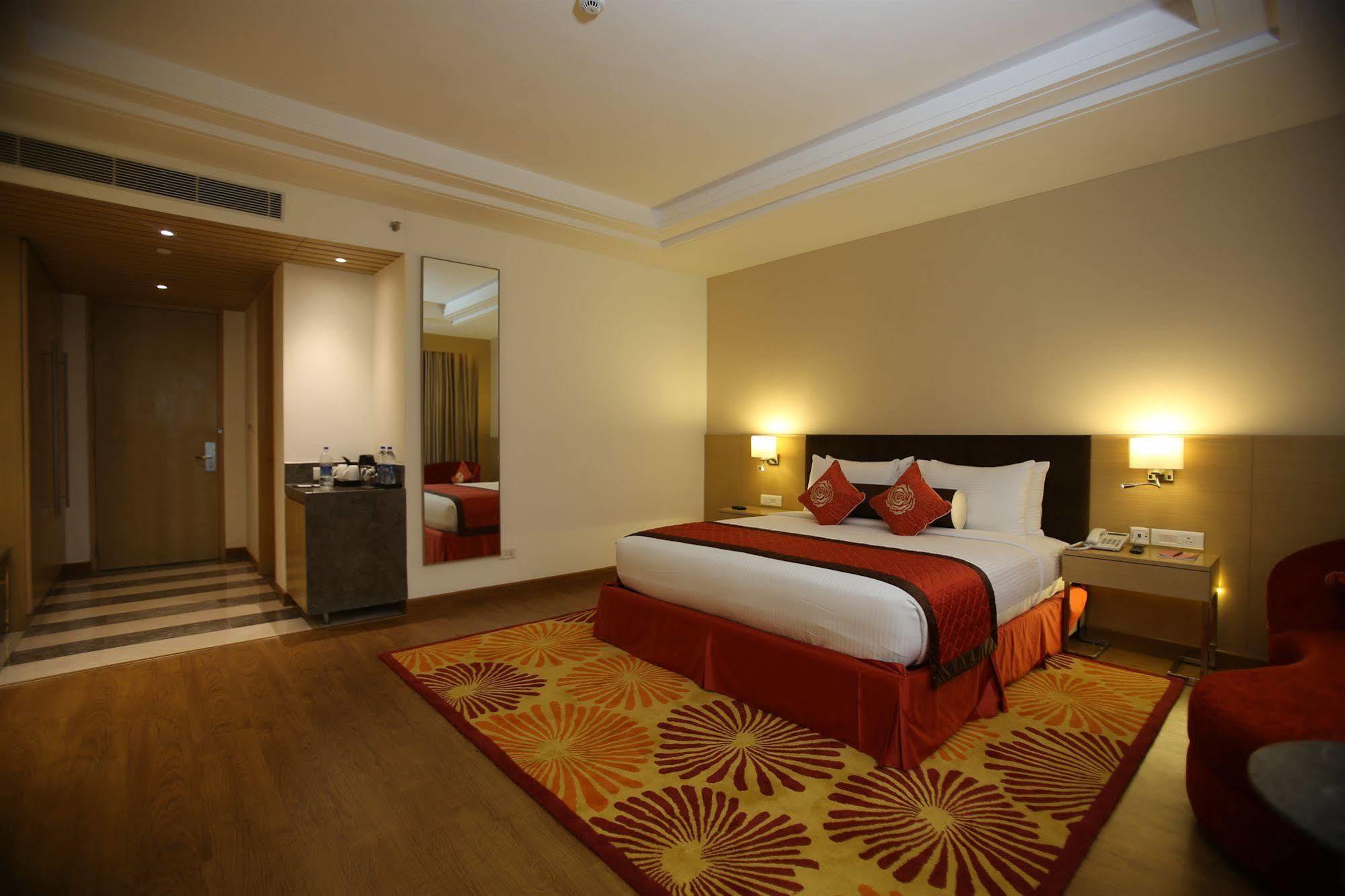 Country Inn & Suites By Radisson, 메루트 외부 사진