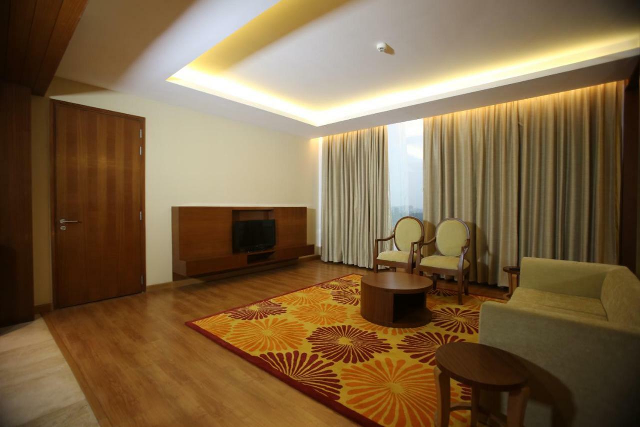 Country Inn & Suites By Radisson, 메루트 외부 사진